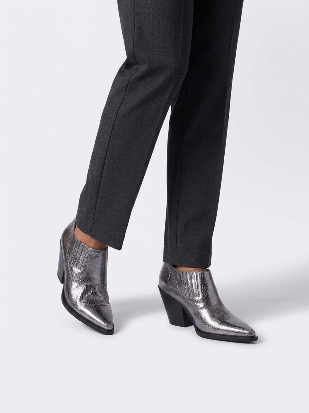 NIB Seychelles Pewter Metallic Silver Pointed Toe Ankle Boots